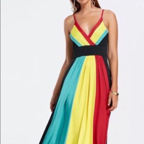 Dresses & Skirts - Maxi Dress